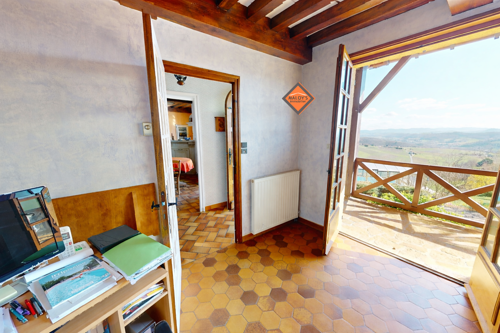 photo_48fdfcf7ca1a12b35d8928a5619c1a1e-2